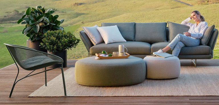 Outdoor Ottoman: 2022 Guide for your Outdoor Ottoman